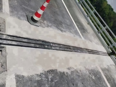 丹巴伸缩缝更换后浇筑材料快速结构修补料速砼的产品特点及施工流程​